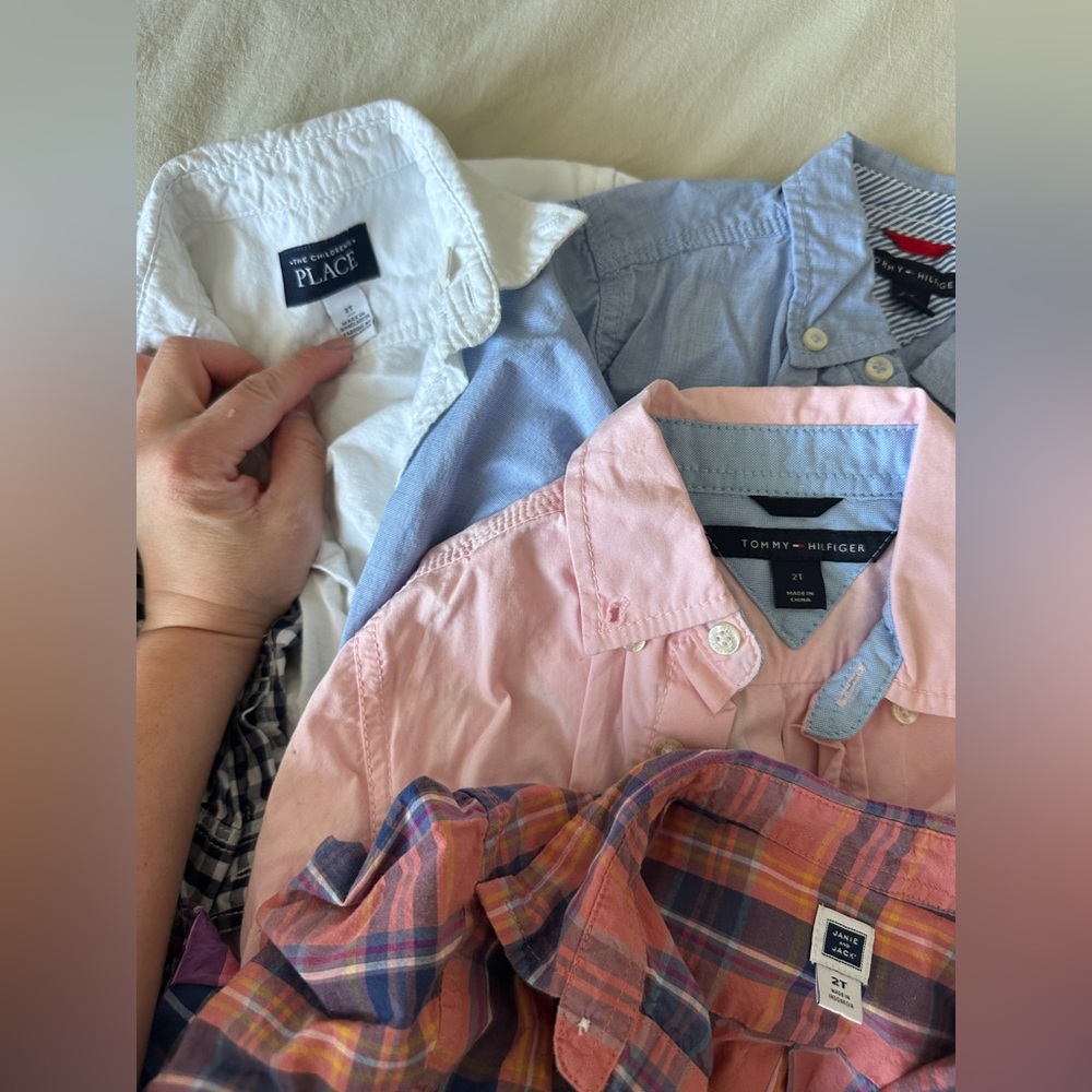 Boy bundle 2T barely / gently used clothing - Picture 3 of 9